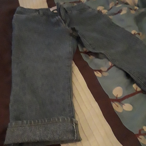 London Jean Cropped Jeans - Picture 8 of 9